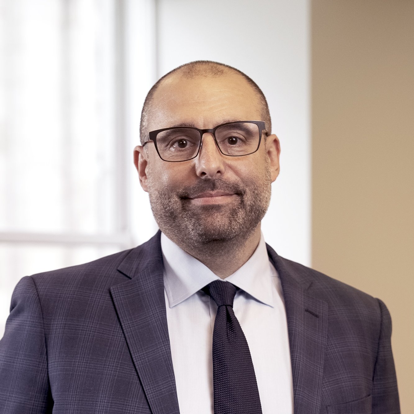Nochumson_Attorneys_Hedshots_Alan_v2