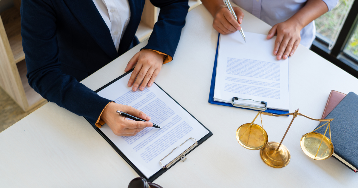 Lacking Contractual Provision, Landlord Loses Bid For Attorney Fees